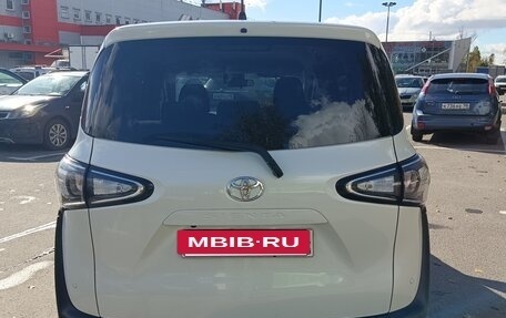 Toyota Sienta II, 2021 год, 1 600 000 рублей, 3 фотография