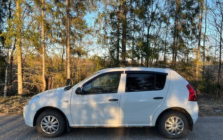 Renault Sandero I, 2013 год, 410 000 рублей, 3 фотография