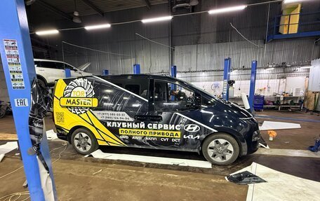 Hyundai Staria, 2021 год, 4 380 000 рублей, 21 фотография