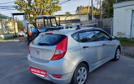 Hyundai Solaris II рестайлинг, 2012 год, 780 000 рублей, 3 фотография