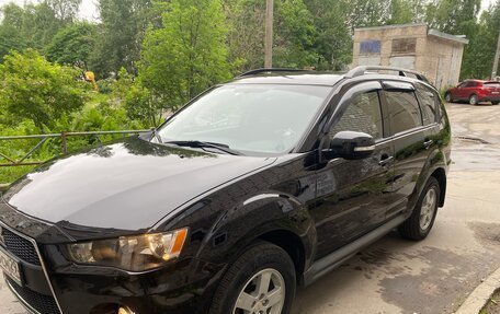 Mitsubishi Outlander III рестайлинг 3, 2011 год, 1 470 000 рублей, 7 фотография