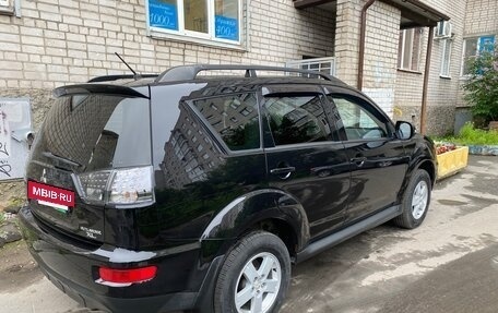 Mitsubishi Outlander III рестайлинг 3, 2011 год, 1 470 000 рублей, 4 фотография