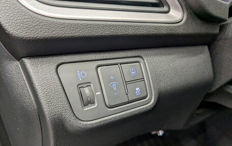 Hyundai Solaris II рестайлинг, 2017 год, 1 260 000 рублей, 11 фотография
