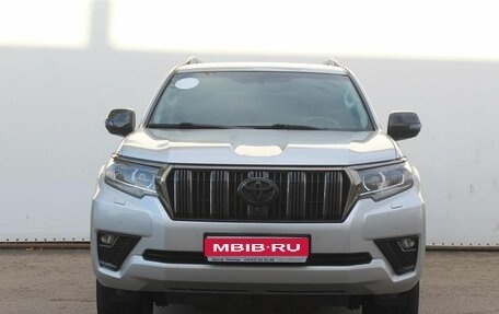 Toyota Land Cruiser Prado 150 рестайлинг 2, 2020 год, 5 750 000 рублей, 1 фотография