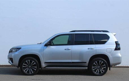Toyota Land Cruiser Prado 150 рестайлинг 2, 2020 год, 5 750 000 рублей, 17 фотография