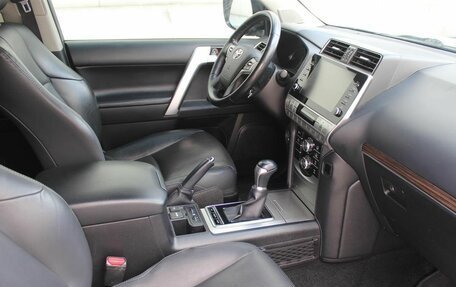Toyota Land Cruiser Prado 150 рестайлинг 2, 2020 год, 5 750 000 рублей, 18 фотография