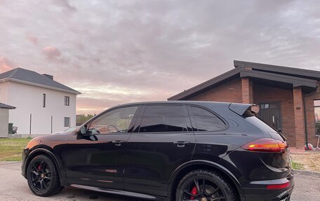 Porsche Cayenne III, 2016 год, 2 850 000 рублей, 23 фотография