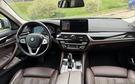 BMW 5 серия, 2021 год, 5 850 000 рублей, 3 фотография