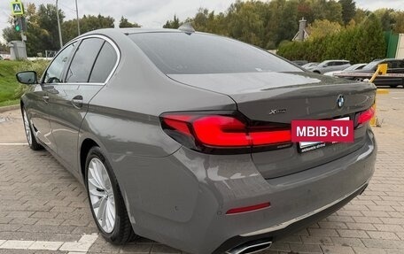 BMW 5 серия, 2021 год, 5 850 000 рублей, 12 фотография