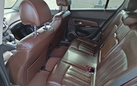 Chevrolet Cruze II, 2013 год, 850 000 рублей, 9 фотография