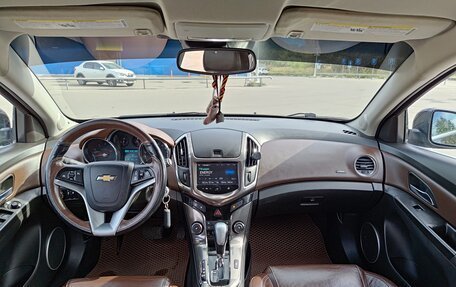 Chevrolet Cruze II, 2013 год, 850 000 рублей, 15 фотография