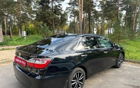 Toyota Camry, 2017 год, 1 940 000 рублей, 9 фотография