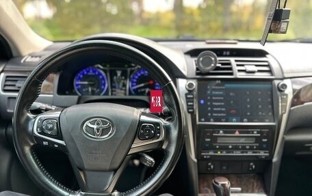 Toyota Camry, 2017 год, 1 940 000 рублей, 16 фотография