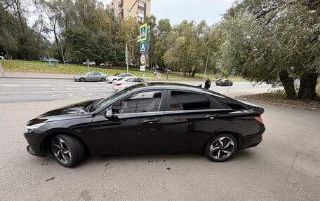 Hyundai Elantra, 2022 год, 1 975 000 рублей, 4 фотография