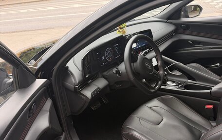 Hyundai Elantra, 2022 год, 1 975 000 рублей, 13 фотография