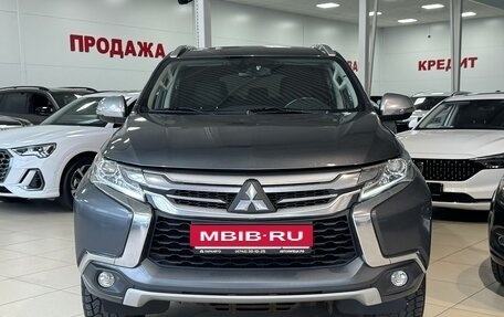 Mitsubishi Pajero Sport III рестайлинг, 2019 год, 2 900 000 рублей, 2 фотография