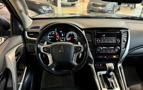 Mitsubishi Pajero Sport III рестайлинг, 2019 год, 2 900 000 рублей, 10 фотография