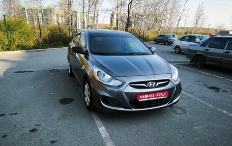 Hyundai Solaris II рестайлинг, 2011 год, 745 000 рублей, 1 фотография