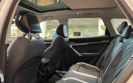 Geely Atlas, 2025 год, 3 512 990 рублей, 6 фотография