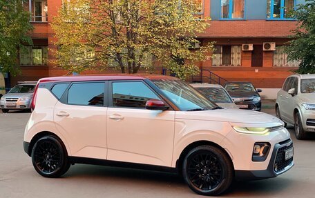 KIA Soul III, 2020 год, 1 850 000 рублей, 3 фотография
