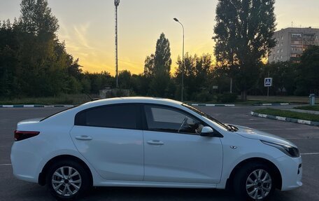 KIA Rio IV, 2017 год, 1 220 000 рублей, 2 фотография