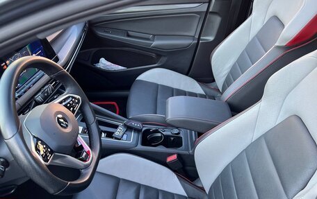 Volkswagen Golf GTI, 2022 год, 4 490 000 рублей, 6 фотография