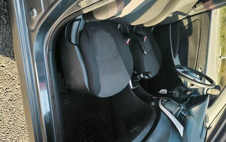 Hyundai Solaris II рестайлинг, 2011 год, 745 000 рублей, 8 фотография