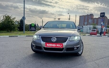 Volkswagen Passat B6, 2007 год, 735 000 рублей, 2 фотография