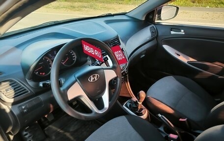 Hyundai Solaris II рестайлинг, 2011 год, 745 000 рублей, 13 фотография