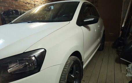 Volkswagen Polo VI (EU Market), 2011 год, 600 000 рублей, 5 фотография