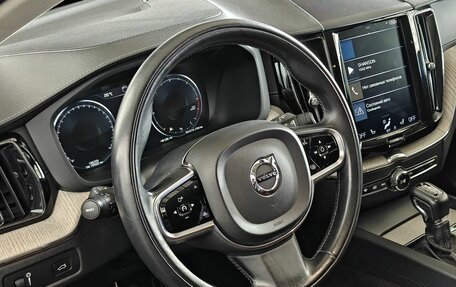 Volvo XC60 II, 2019 год, 3 400 000 рублей, 12 фотография