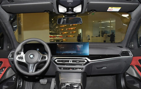 BMW 3 серия, 2023 год, 3 090 000 рублей, 10 фотография