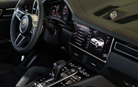 Porsche Cayenne III, 2021 год, 11 500 000 рублей, 27 фотография