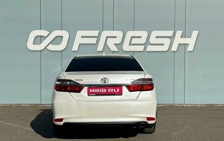 Toyota Camry, 2015 год, 1 990 000 рублей, 4 фотография