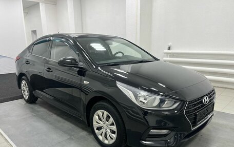 Hyundai Solaris II рестайлинг, 2019 год, 1 400 000 рублей, 3 фотография