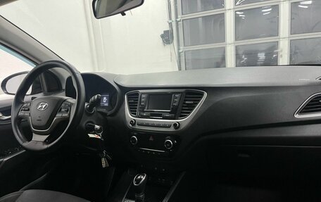 Hyundai Solaris II рестайлинг, 2019 год, 1 400 000 рублей, 15 фотография