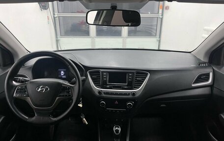Hyundai Solaris II рестайлинг, 2019 год, 1 400 000 рублей, 11 фотография