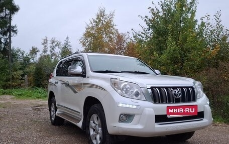 Toyota Land Cruiser Prado 150 рестайлинг 2, 2010 год, 3 500 000 рублей, 2 фотография