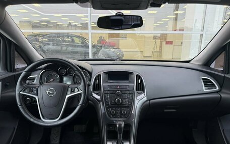 Opel Astra J, 2013 год, 700 000 рублей, 7 фотография