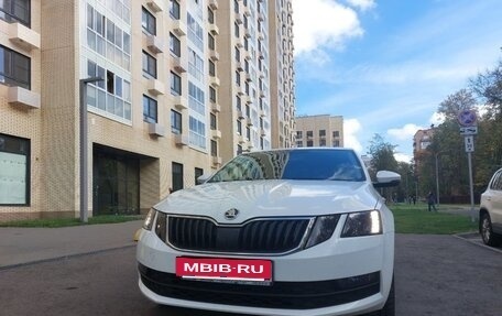 Skoda Octavia, 2019 год, 1 750 000 рублей, 2 фотография