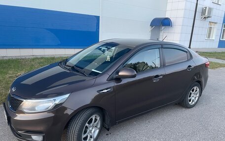 KIA Rio III рестайлинг, 2015 год, 1 100 000 рублей, 2 фотография