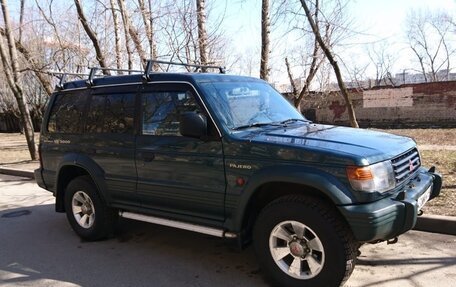 Mitsubishi Pajero III рестайлинг, 1996 год, 500 000 рублей, 2 фотография
