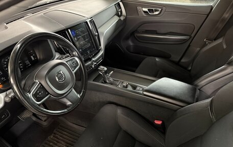 Volvo XC60 II, 2018 год, 2 300 000 рублей, 6 фотография