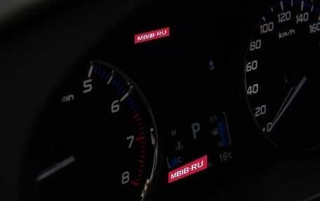 Mitsubishi Outlander III рестайлинг 3, 2016 год, 2 248 000 рублей, 9 фотография