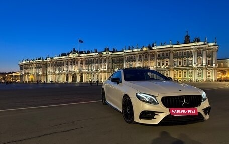 Mercedes-Benz E-Класс, 2017 год, 3 670 000 рублей, 10 фотография