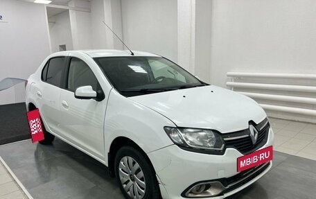 Renault Logan II, 2016 год, 675 000 рублей, 3 фотография