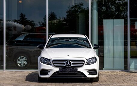 Mercedes-Benz E-Класс, 2019 год, 2 925 000 рублей, 2 фотография