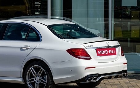 Mercedes-Benz E-Класс, 2019 год, 2 925 000 рублей, 10 фотография