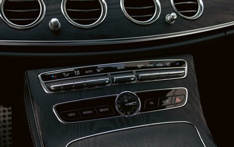 Mercedes-Benz E-Класс, 2019 год, 2 925 000 рублей, 17 фотография