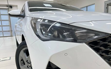 Hyundai Solaris II рестайлинг, 2021 год, 1 750 000 рублей, 11 фотография